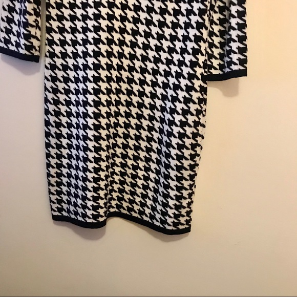 CALVIN KLEIN Houndstooth Dress w/ Buckle Accent |M - Picture 4 of 5